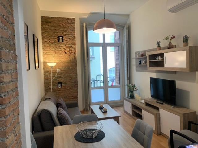 Rosa 2 Bedrooms In City Center Malaga Bagian luar foto